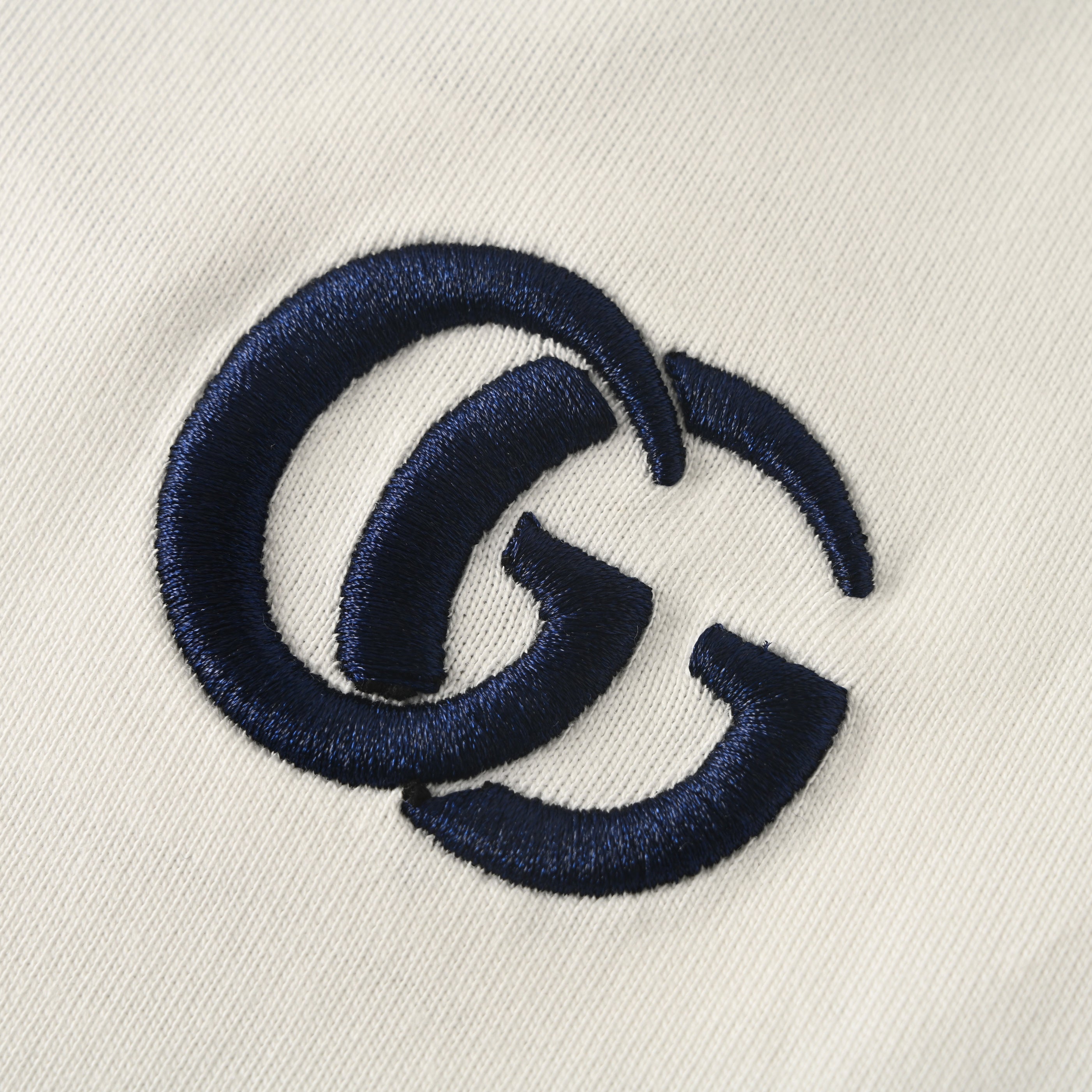 New brand new Gucci T-shirt