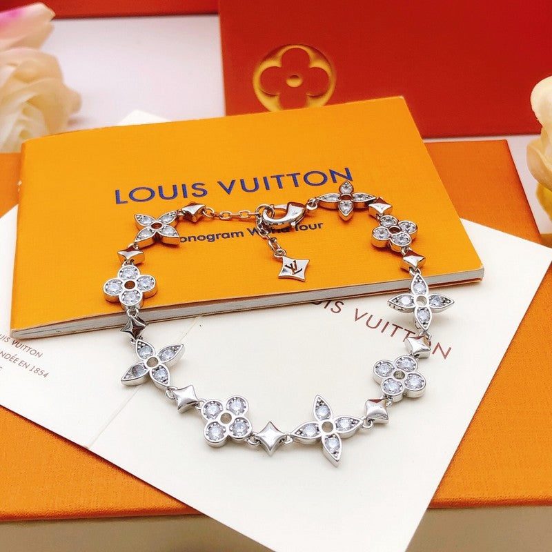 18K Louis Vuitton Idylle Blossom Monogram Bracelet