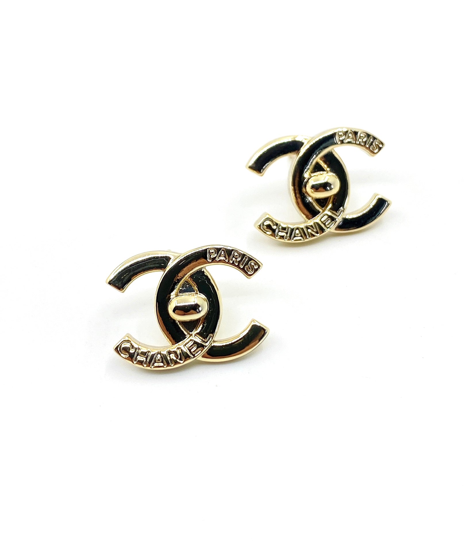 18K  Chanel Gold Earrings