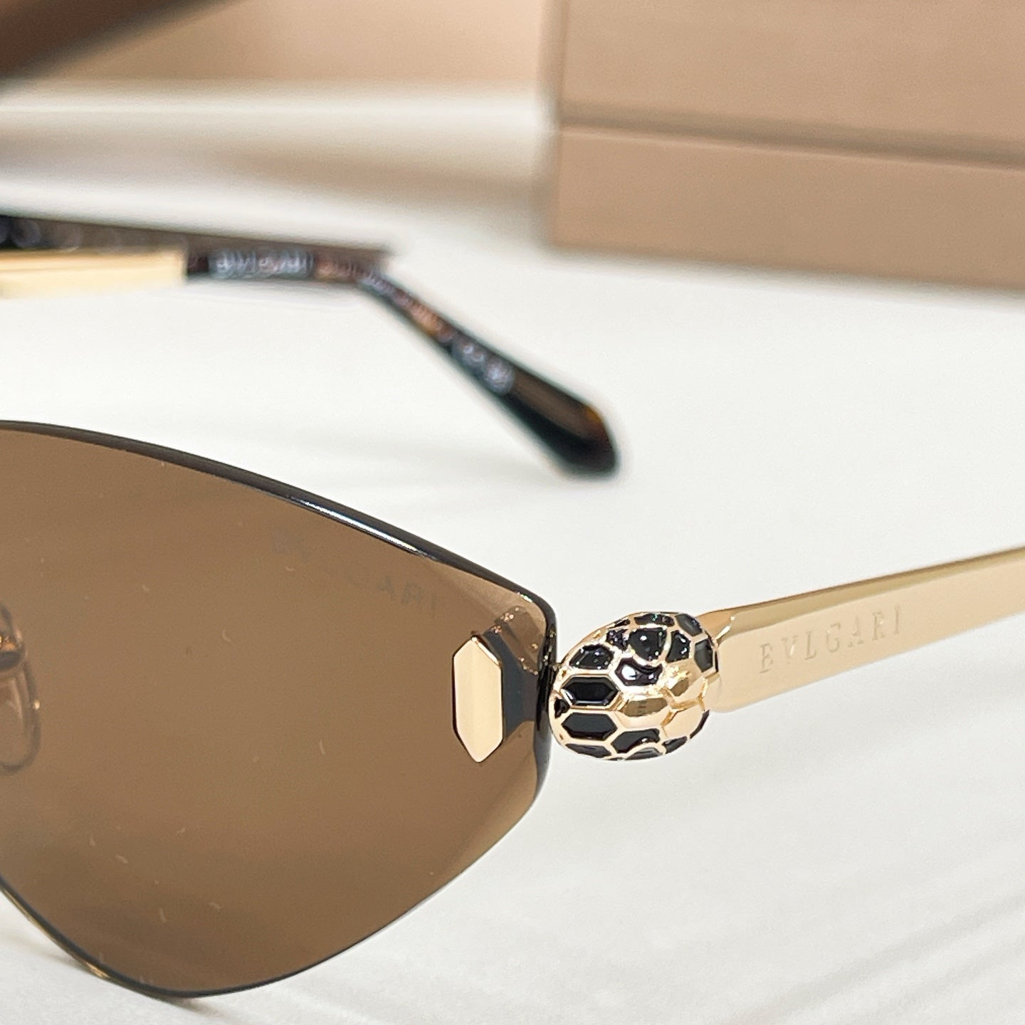 BVLGARI Sunglasses-BV 40115U